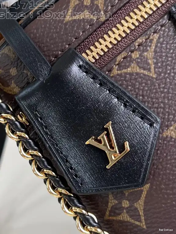 Cheap LOUIS x Vanity 11.5 6.5 x VUITTON Pouch-19 CM Chain 0608